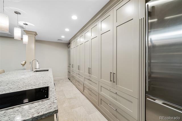 1299 N Gilpin Street Unit: 16E