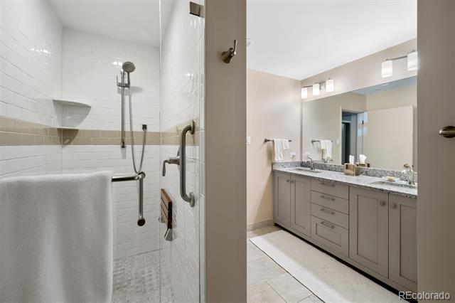 1299 N Gilpin Street Unit: 16E
