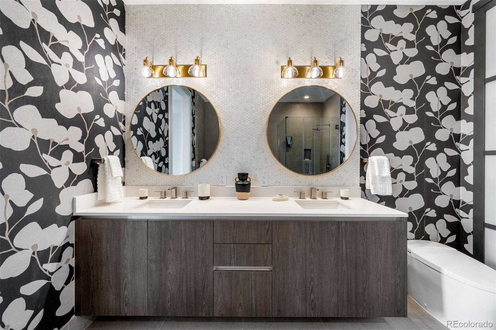 4200 W 17th Avenue Unit: 909