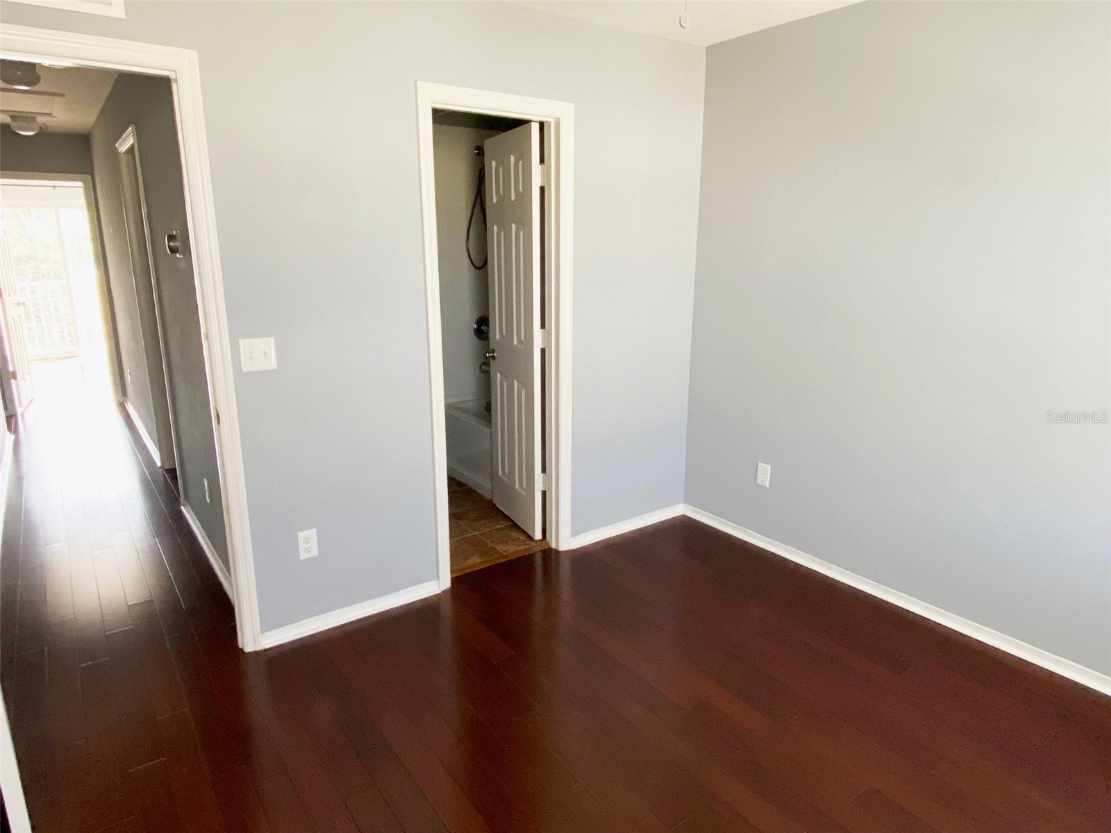 8946 WHITE SAGE LOOP
