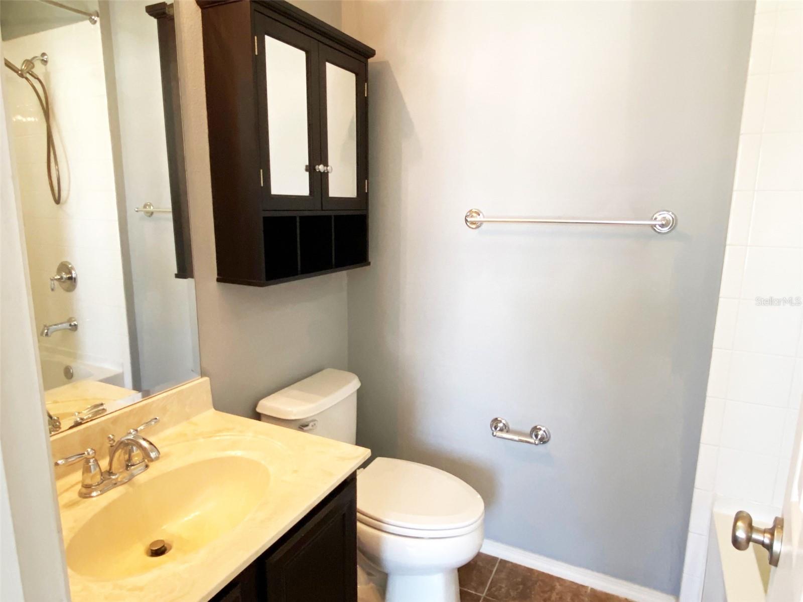 8946 WHITE SAGE LOOP