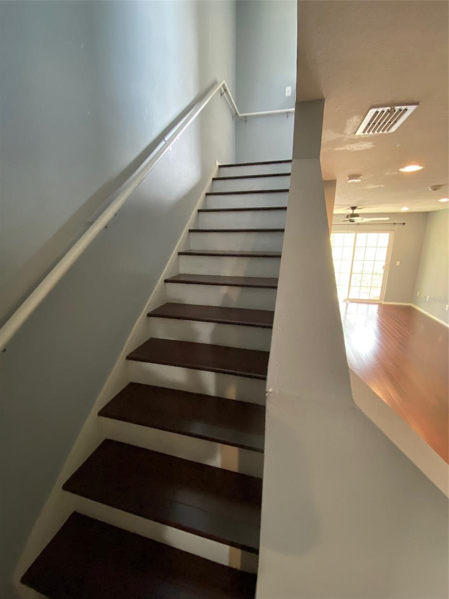 8946 WHITE SAGE LOOP