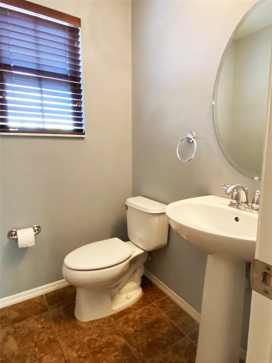 8946 WHITE SAGE LOOP