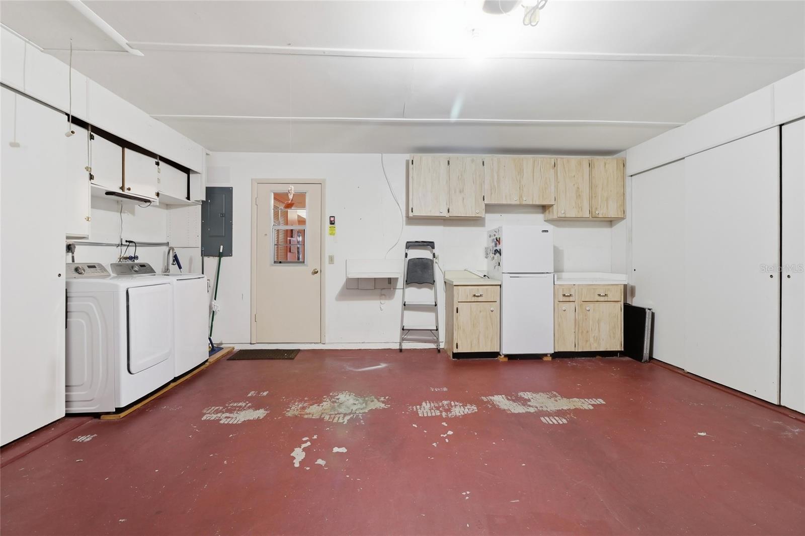 3191 GLEN ELYN BLVD #4