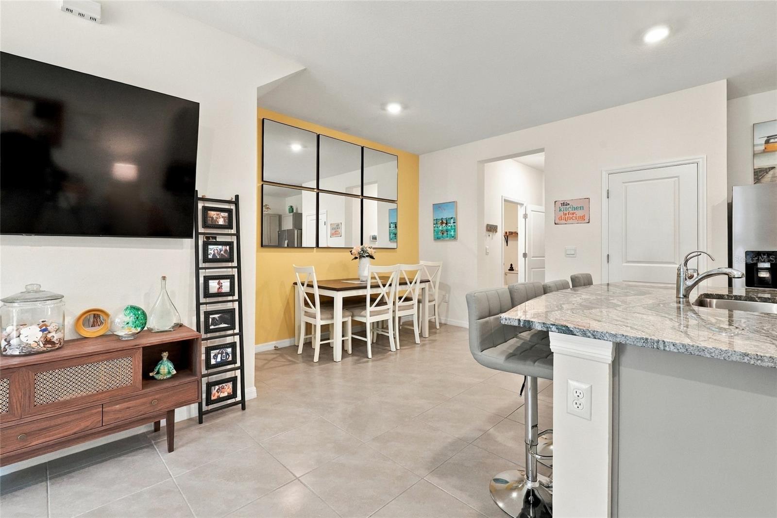 1914 PLEASANT MAPLE CT