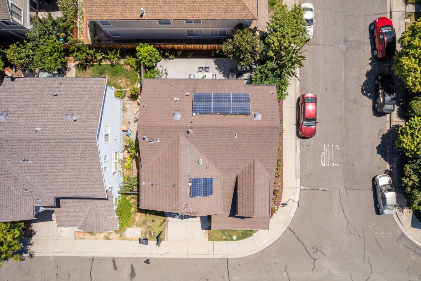 1952 Mcnair Street 