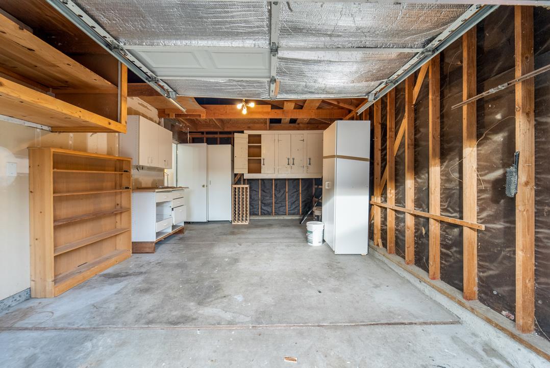 457 E Washington AVE