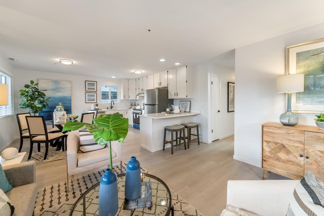 457 E Washington AVE