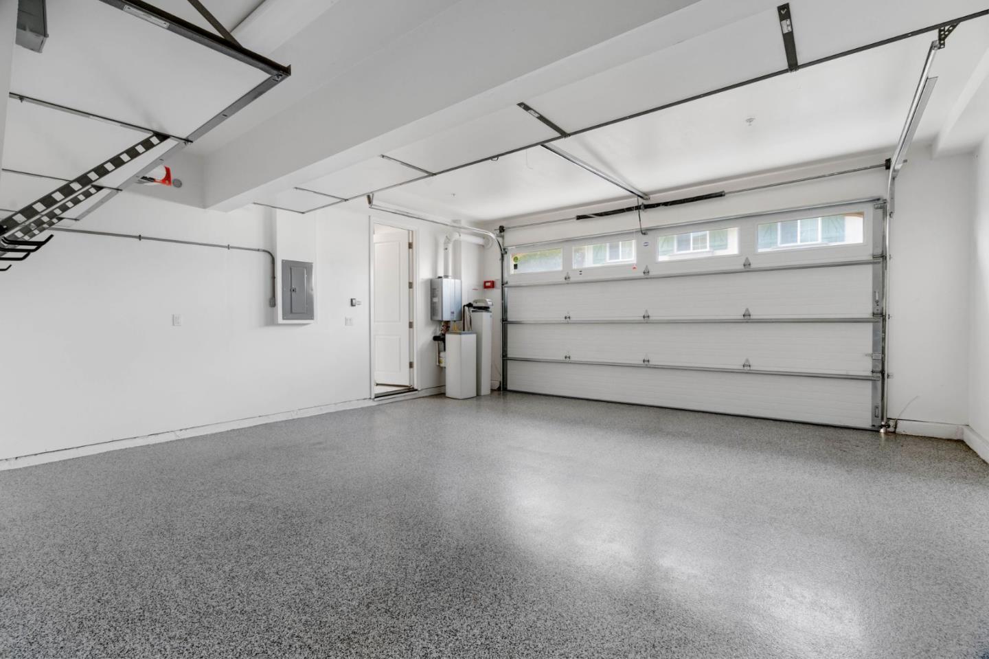 126 English Rose CIR