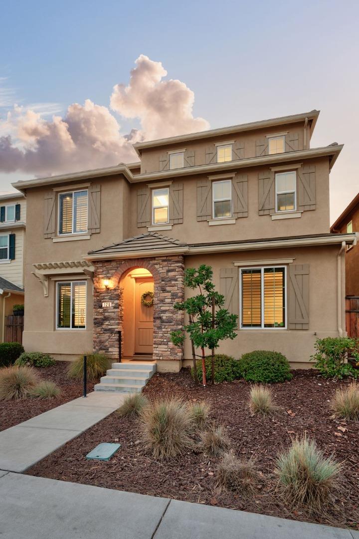 126 English Rose CIR