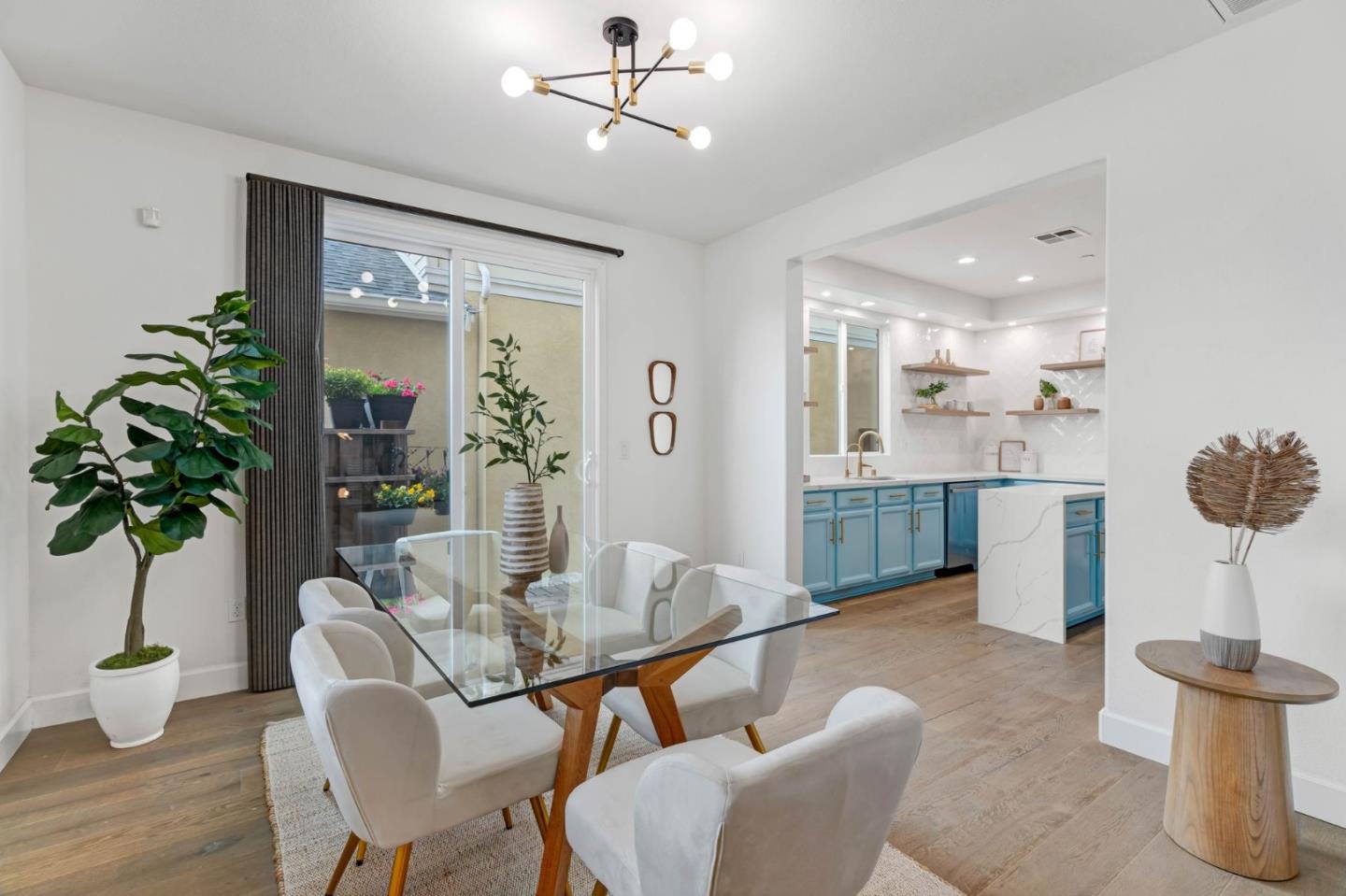 126 English Rose CIR