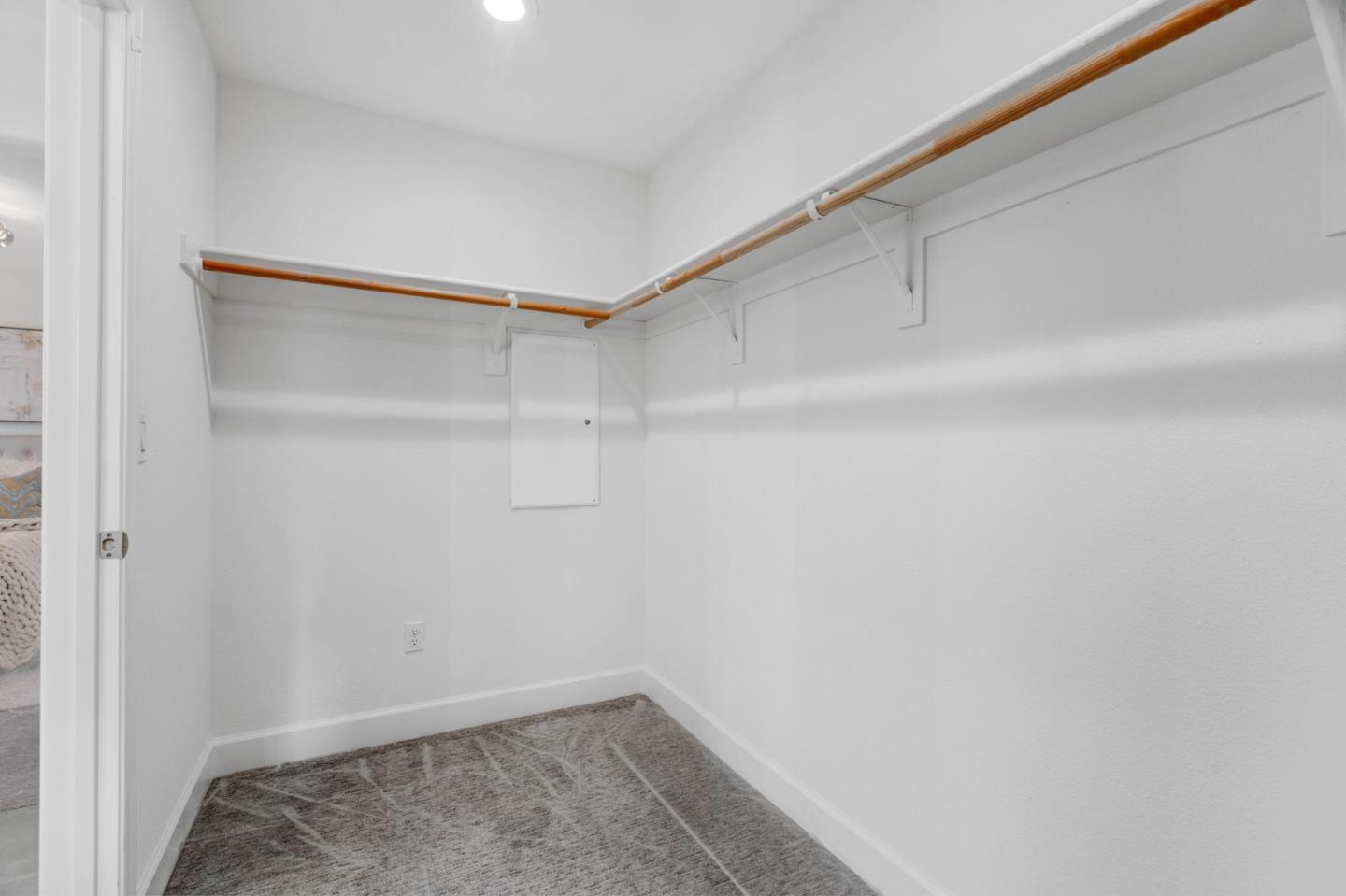 126 English Rose CIR