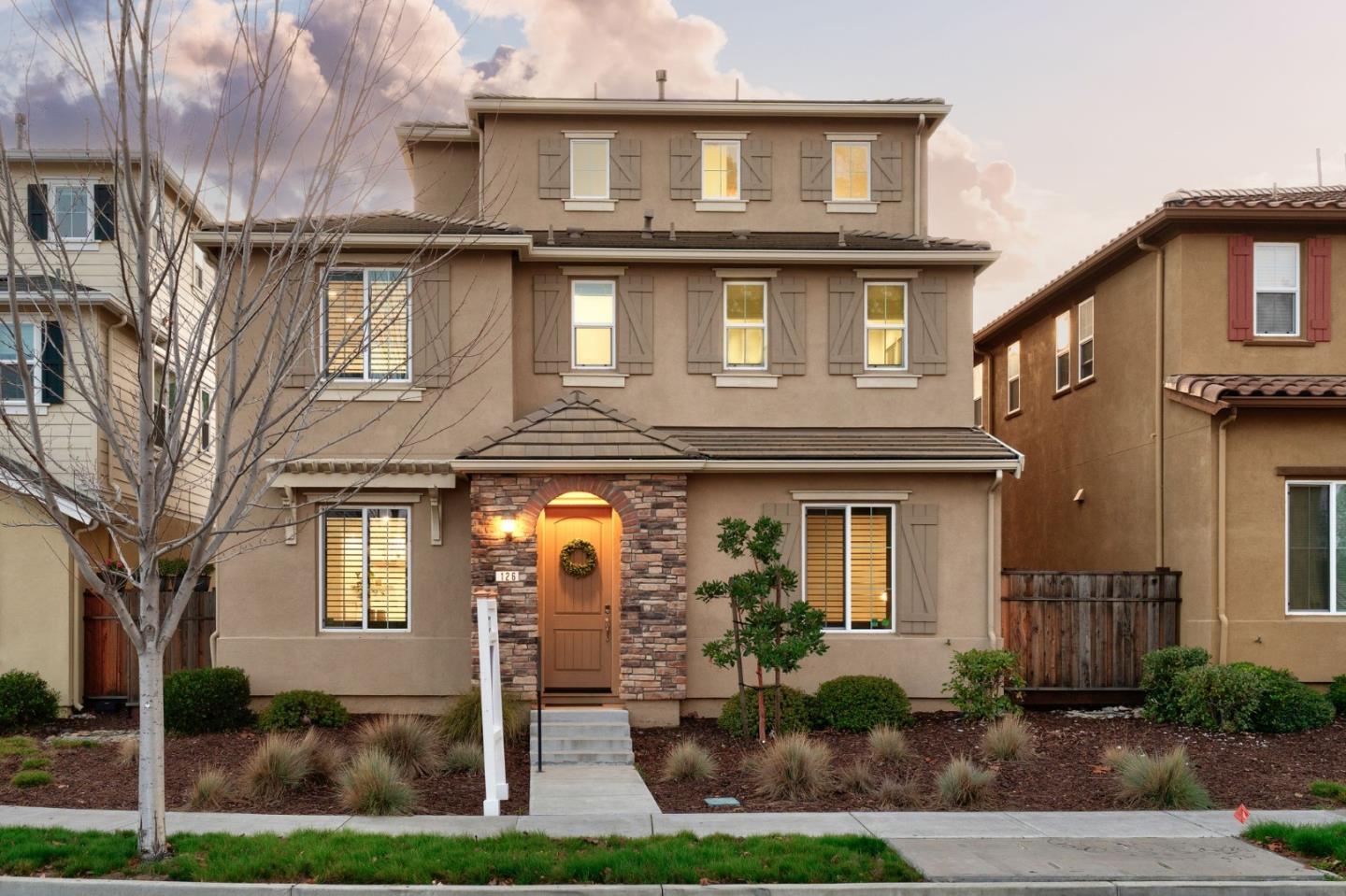 126 English Rose CIR