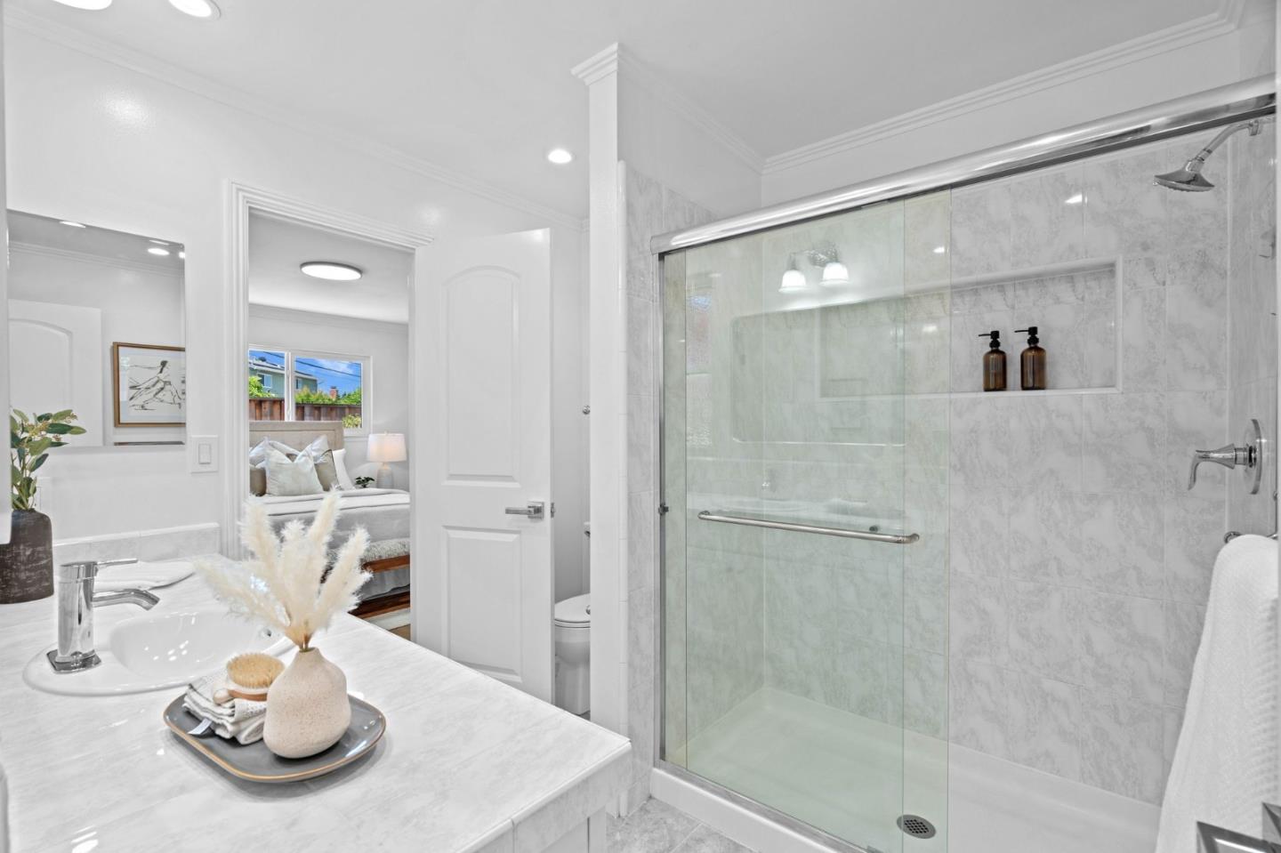 6561 Hidden Creek DR