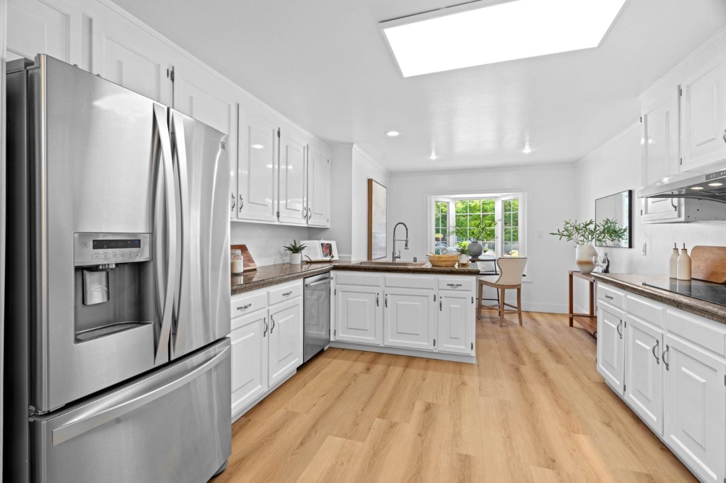 6561 Hidden Creek DR