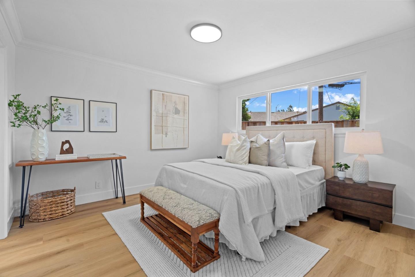 6561 Hidden Creek DR