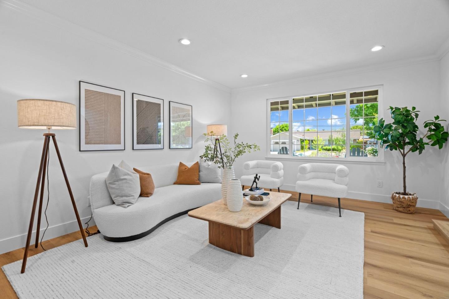 6561 Hidden Creek DR