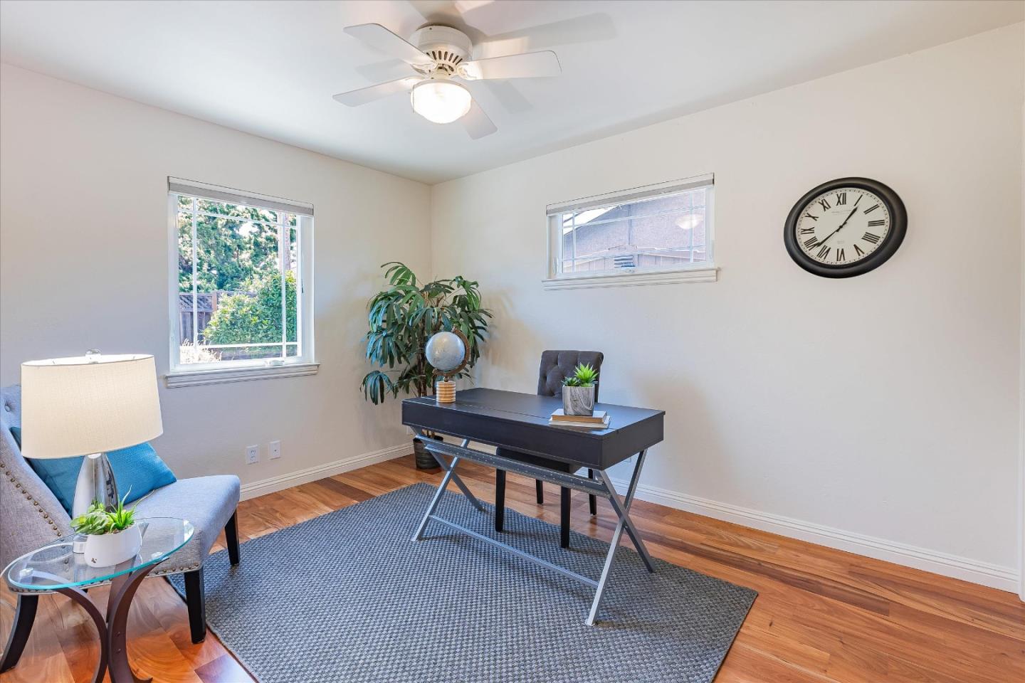 1110 Shadle AVE