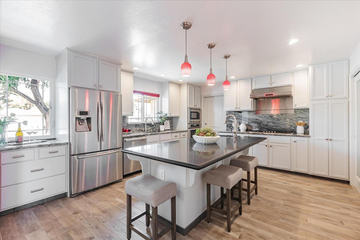 1110 Shadle AVE