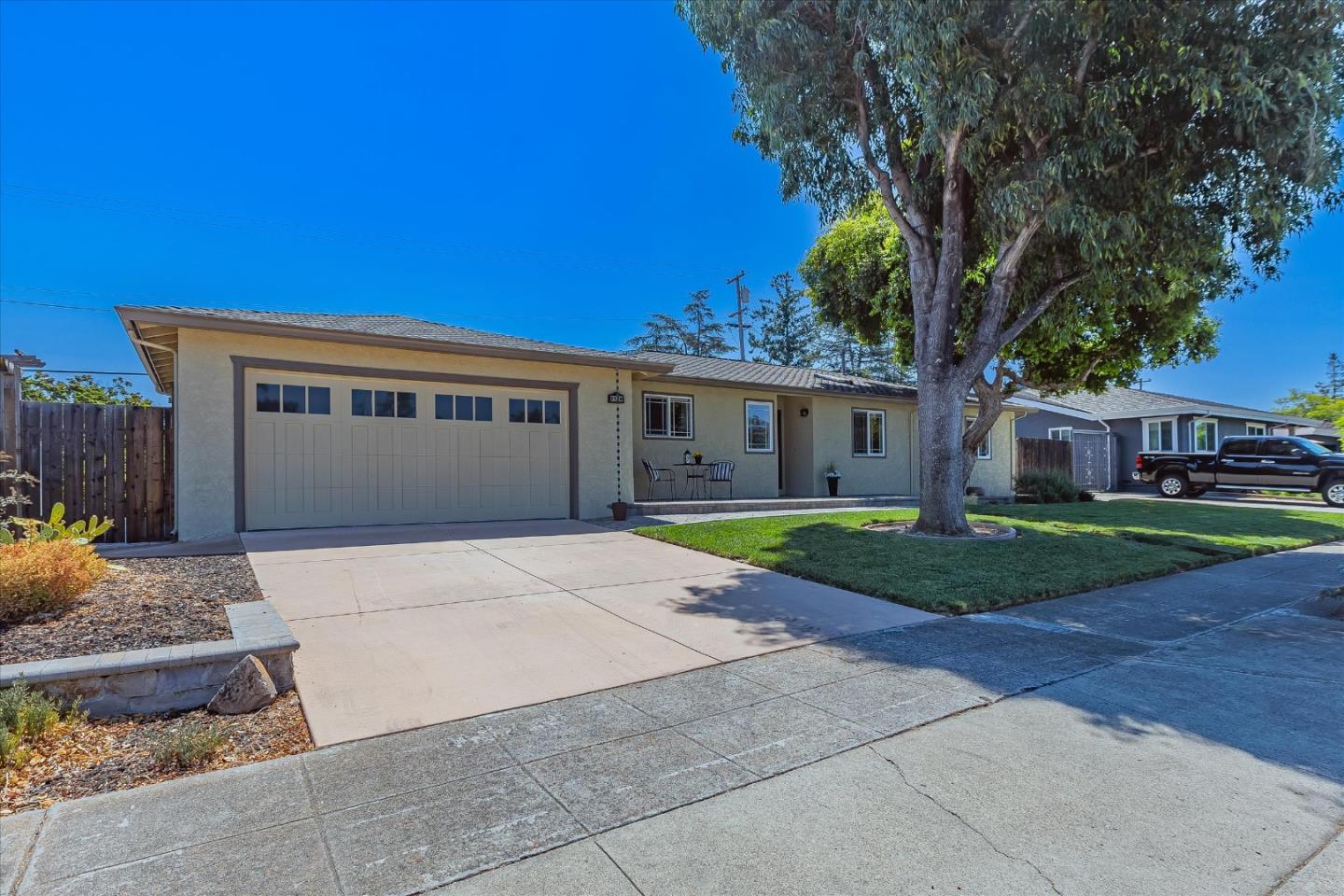 1110 Shadle AVE