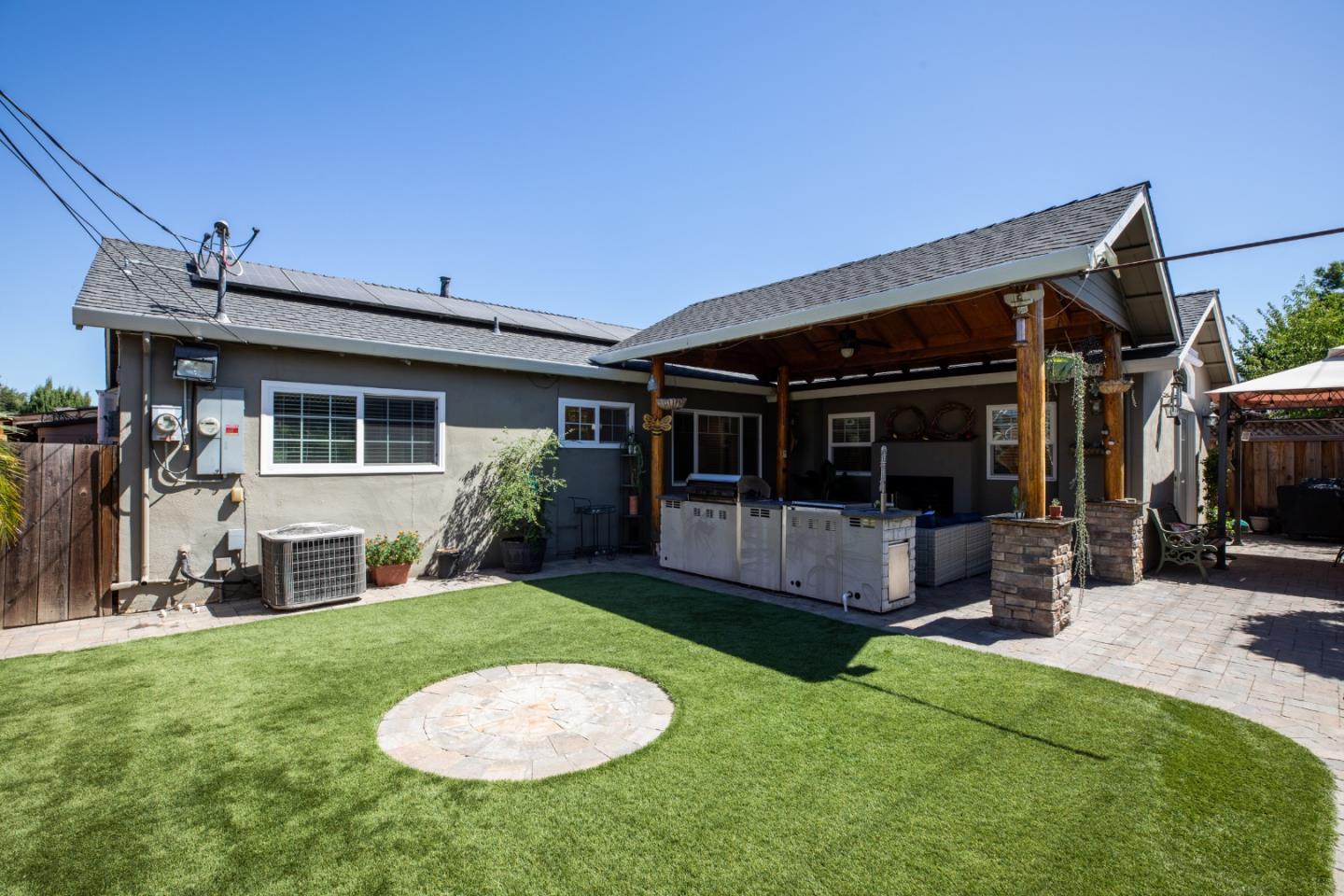 1389 Blossom Hill RD