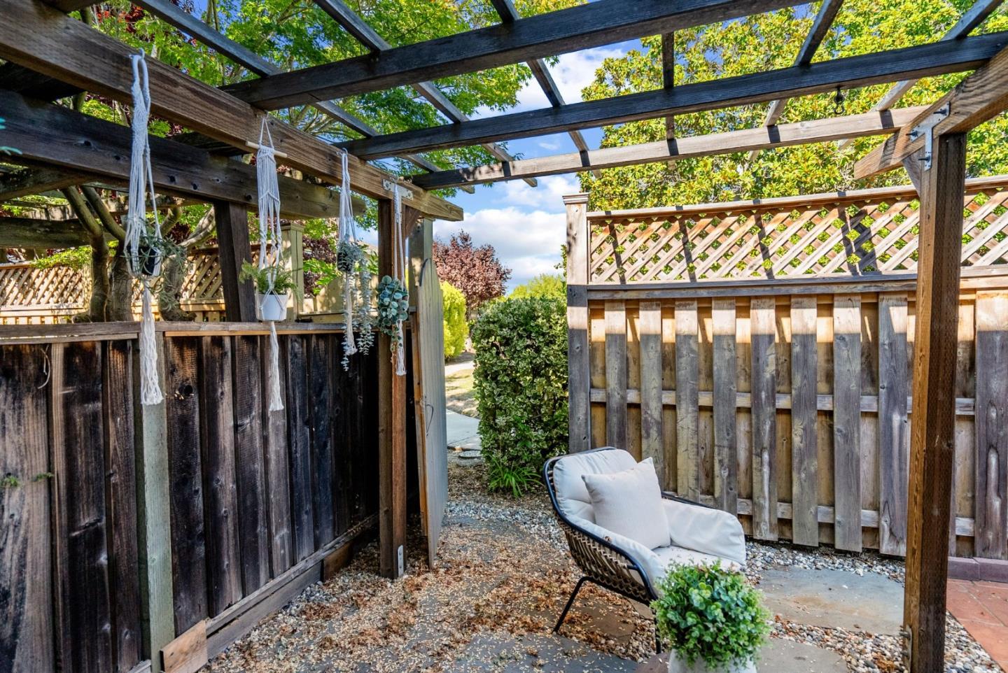 12156 Atrium DR