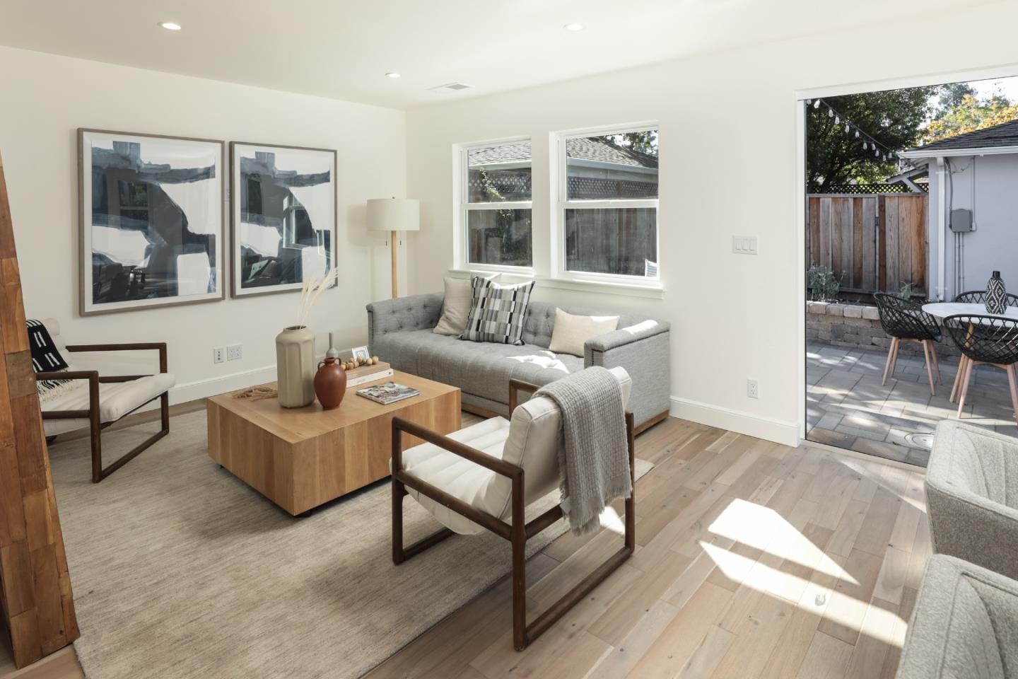 152 Del Monte AVE