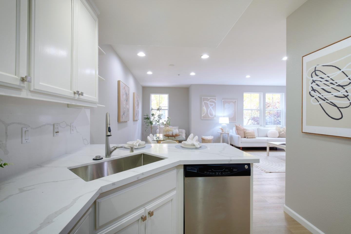 2513 Heron CT
