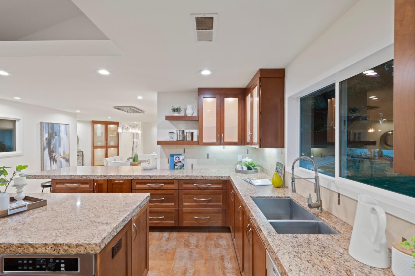 526 Sequoia Drive