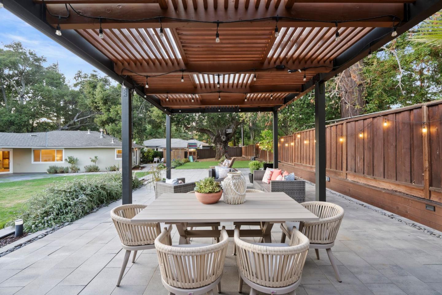 526 Sequoia Drive