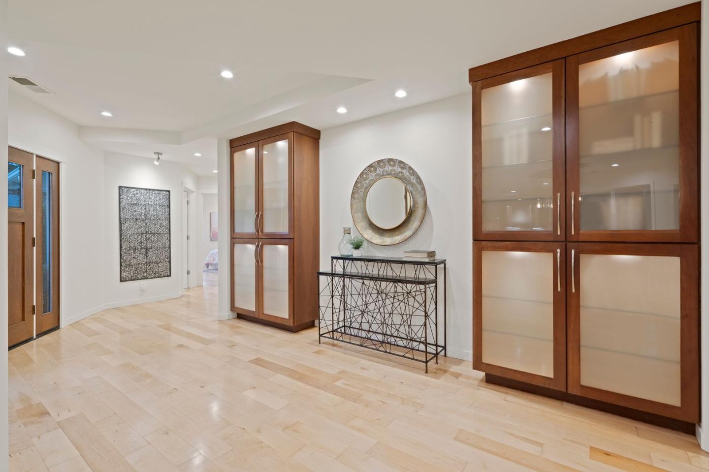 526 Sequoia Drive