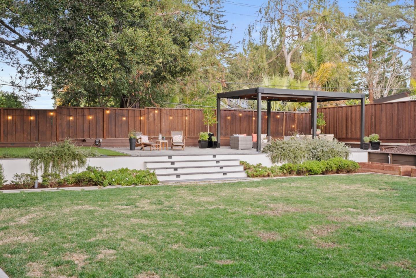 526 Sequoia Drive
