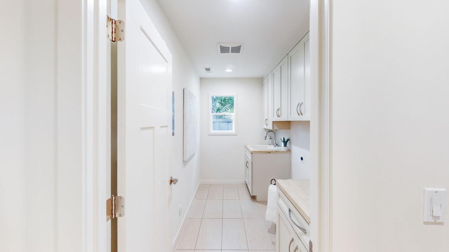 526 Sequoia Drive