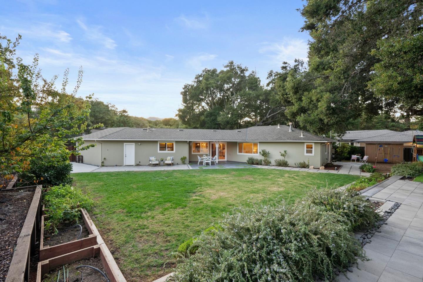 526 Sequoia Drive