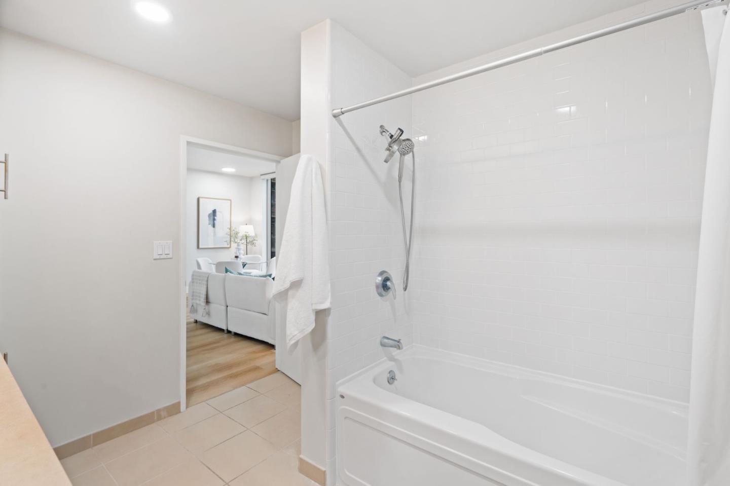 38 N Almaden BLVD 602