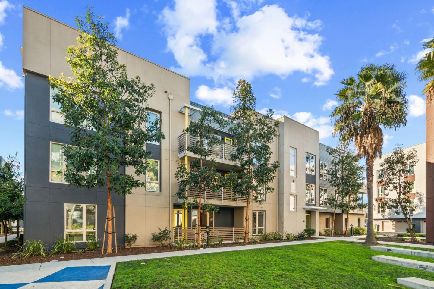 380 Riesling AVE 10