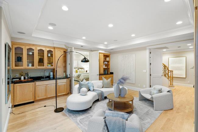 702 Rosewood Drive