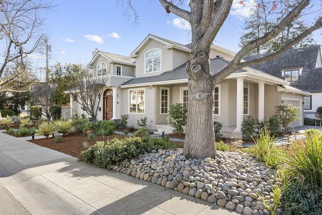 702 Rosewood Drive