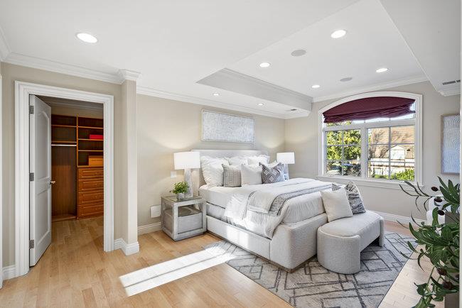 702 Rosewood Drive