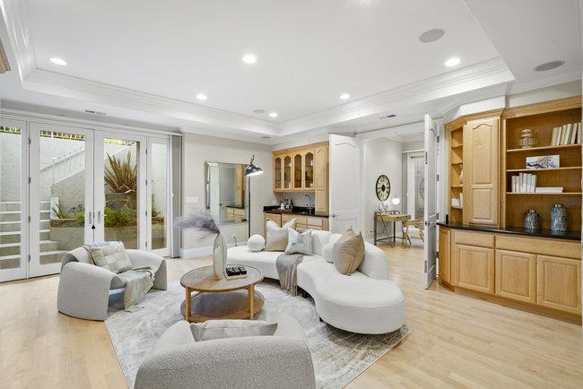 702 Rosewood Drive