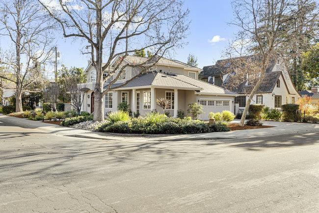 702 Rosewood Drive