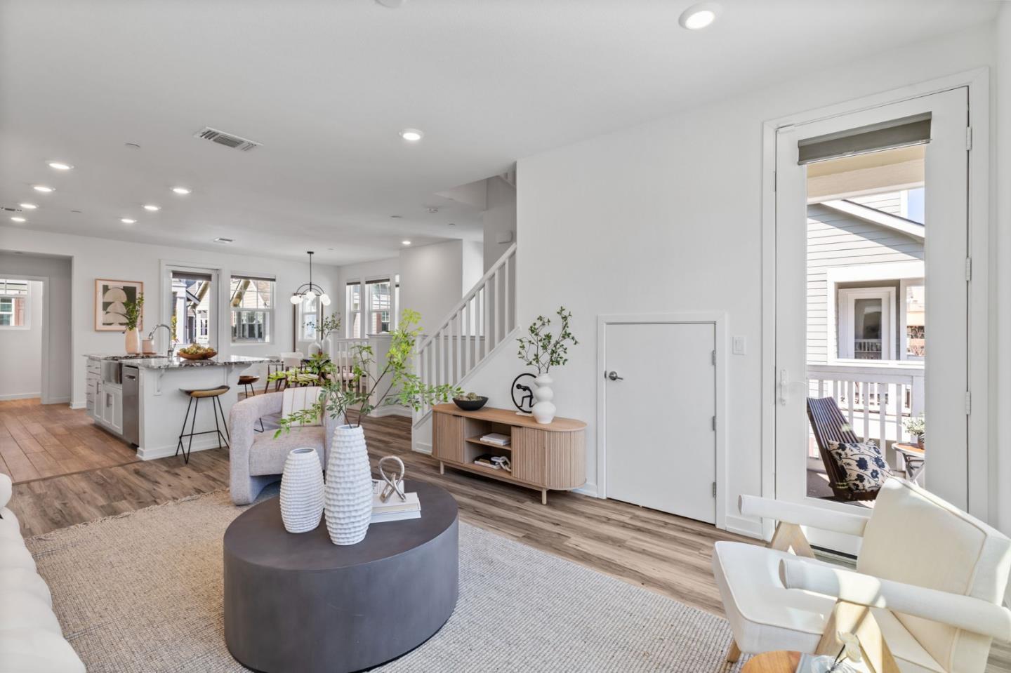3908 Degree LN