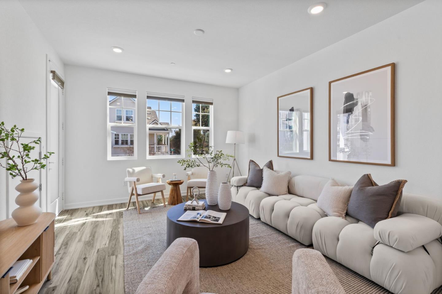 3908 Degree LN