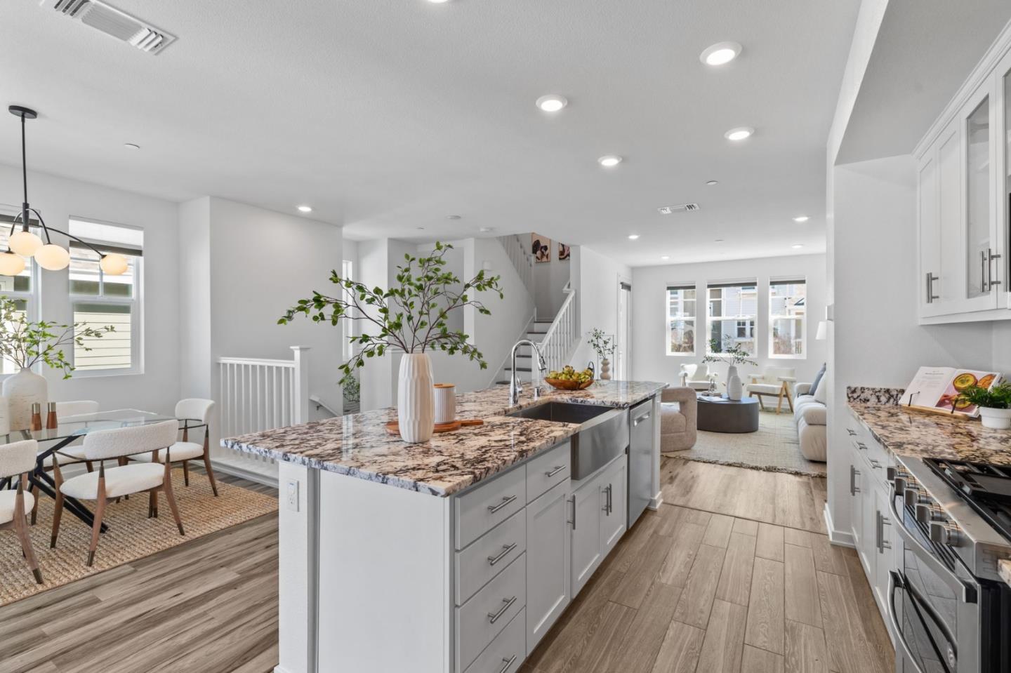3908 Degree LN