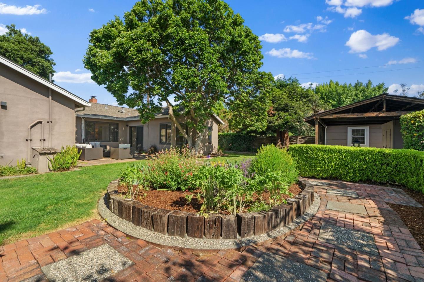 2013 Sun Mor AVE