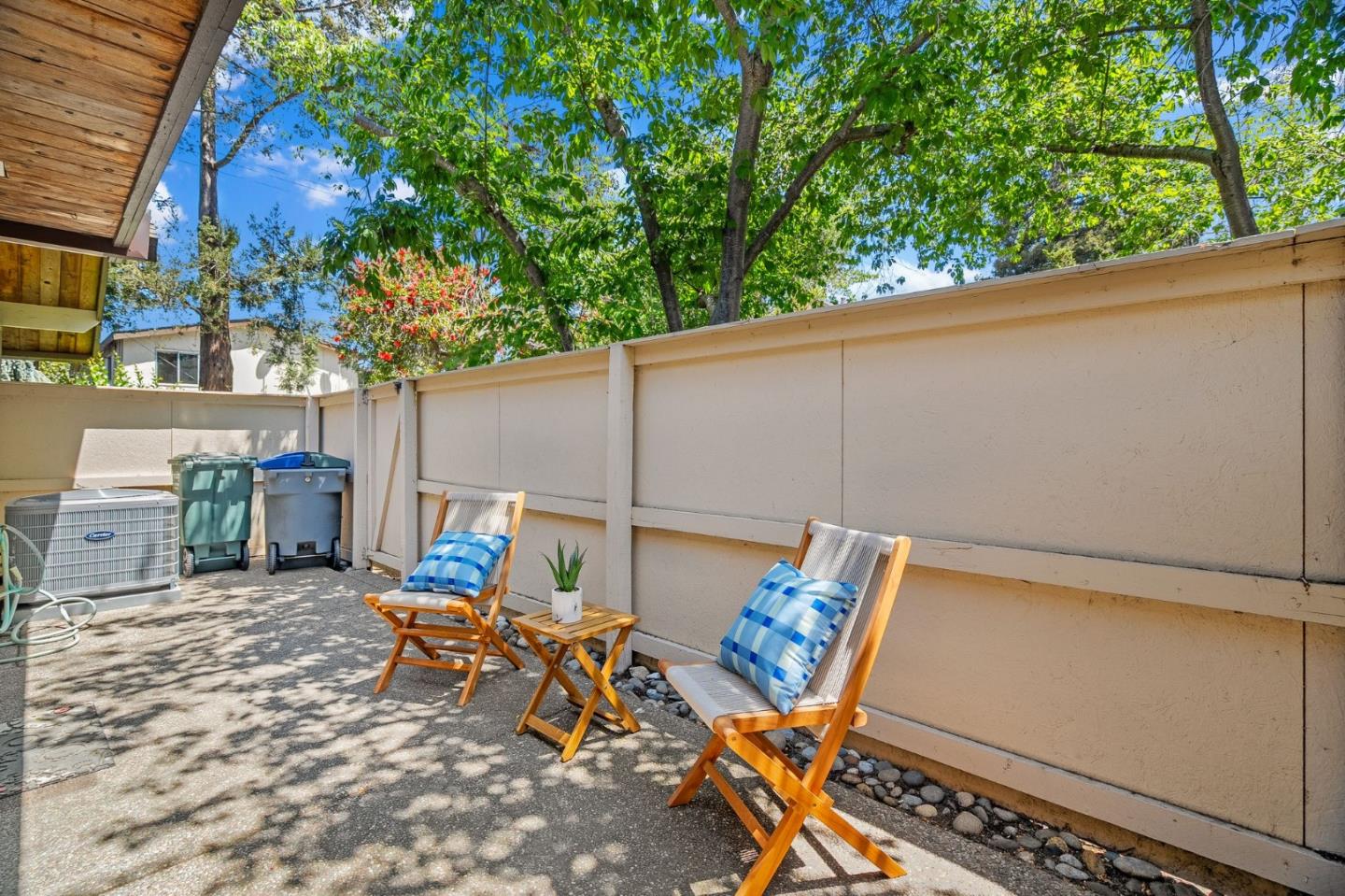 855 Brookline Drive H