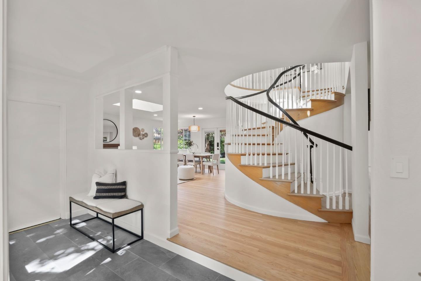 1465 Bonita AVE