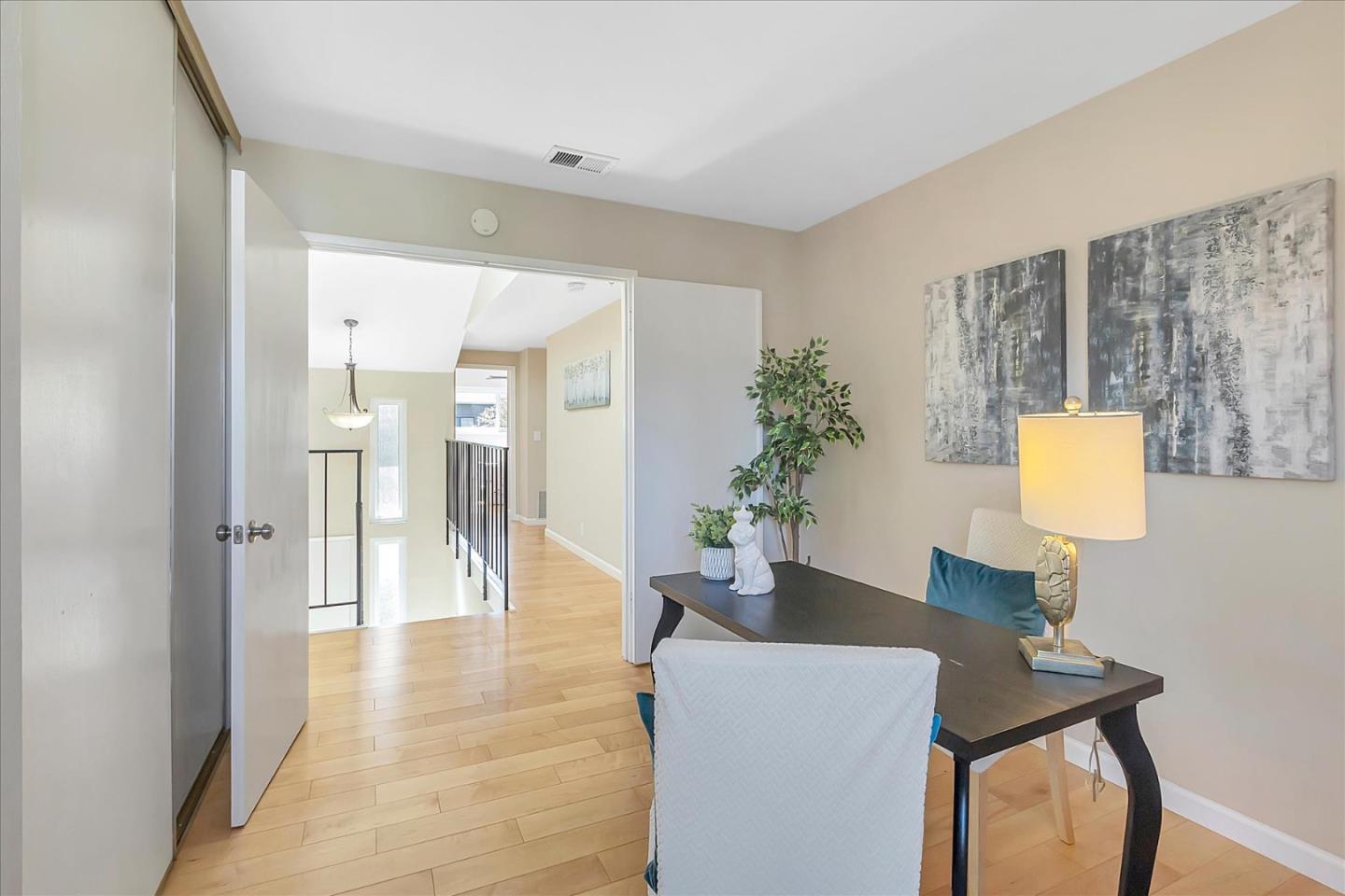 6640 Bunker Hill CT