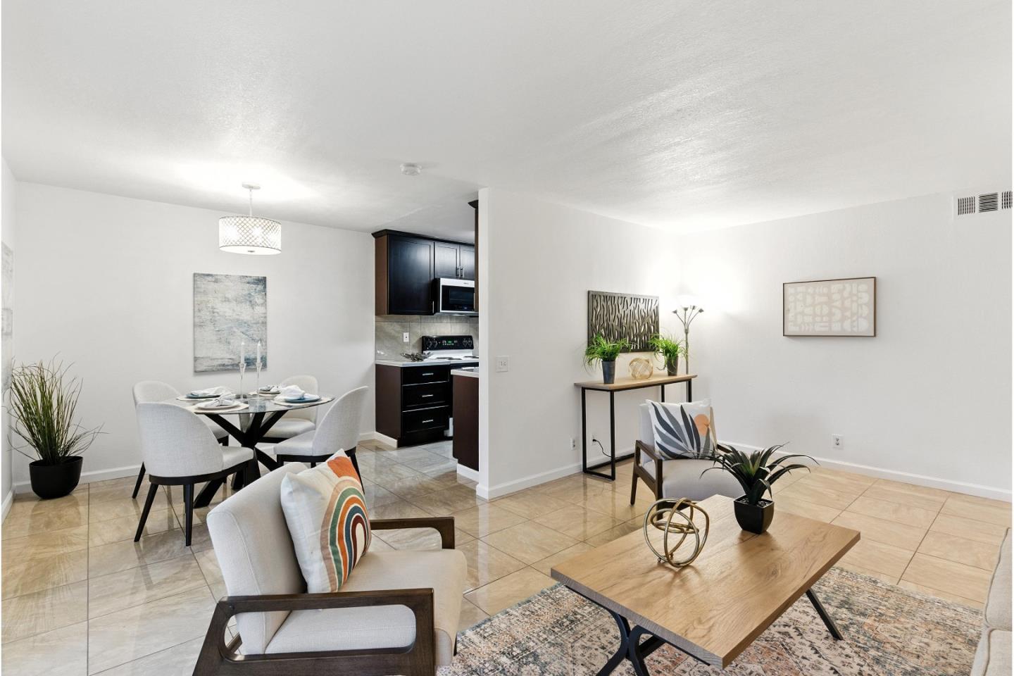 2454 West Bayshore Road 7