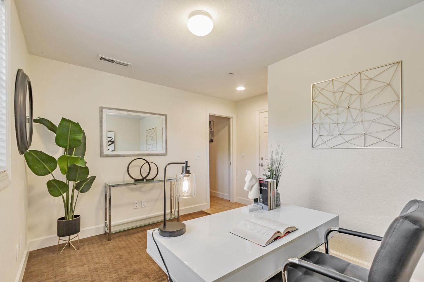1014 Jena Terrace